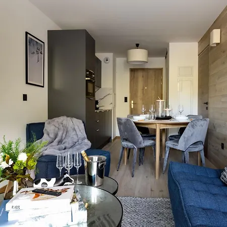 Familial Neuf Avec Balcon Et Acces Ski-in/ski-out - Fr-1-664-19 Apartment *